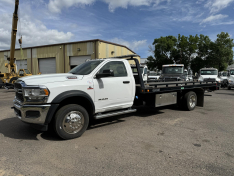 2020 Ram 5500 4×4 with 19.5 steel bed