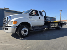 2011 FORD F650 21 FT STEEL